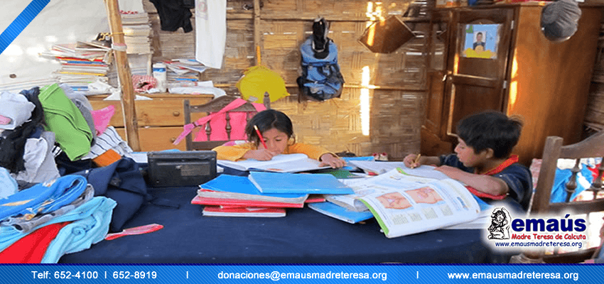 Donación de ropa en Chincha 2013