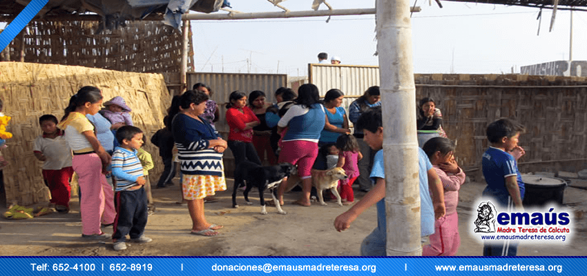 Donación de ropa en Chincha 2013